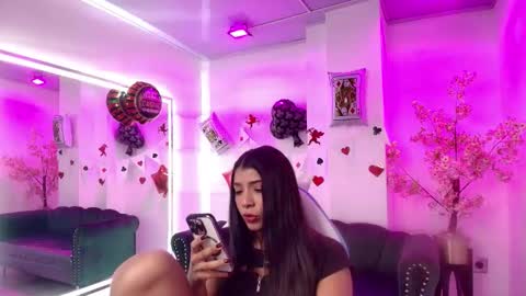 Cloe  online show from February 19, 2026, 11:39 am