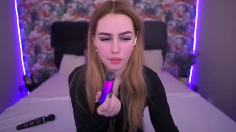 Snapshot of divinejasss chatting on February 28, 2026, 9:38 pm DivineJasss online show from February 28, 2026, 9:38 pm