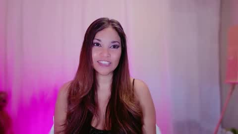 Snapshot of divinelynn chatting on February 25, 2025, 1:17 pm DivineLynn online show from February 25, 2025, 1:17 pm