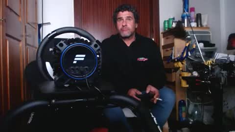 divitimido online show from November 24, 2025, 3:34 pm