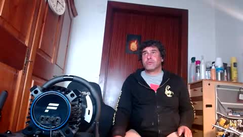 divitimido online show from February 9, 2026, 4:55 pm