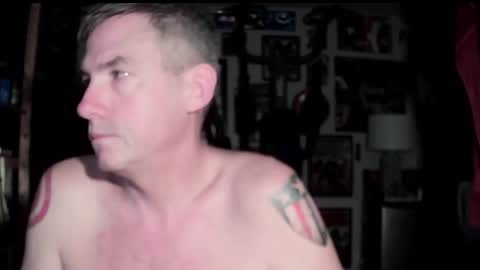 dix_handley_50 online show from September 25, 2025, 11:36 am