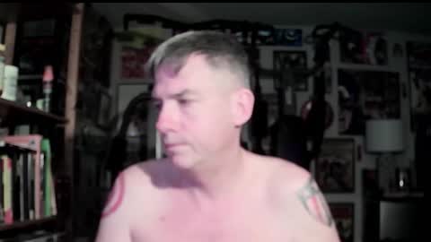 dix_handley_50 online show from March 10, 2026, 11:48 am