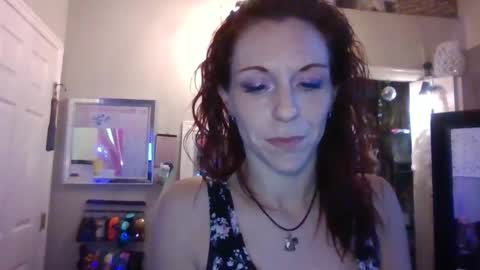 dixieglam online show from February 27, 2025, 1:27 am