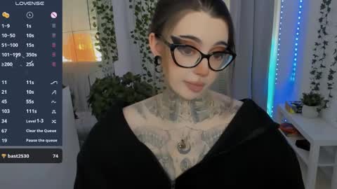 Snapshot of dixipixi_ chatting on May 7, 2026, 5:57 am dixipixi_ online show from May 7, 2026, 5:57 am