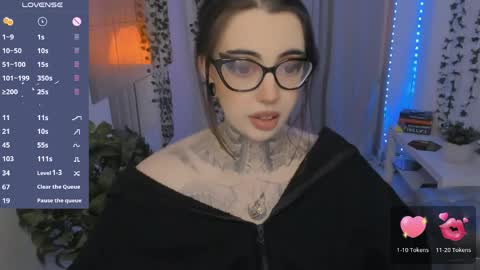 Snapshot of dixipixi_ chatting on May 30, 2026, 5:59 am dixipixi_ online show from May 30, 2026, 5:59 am