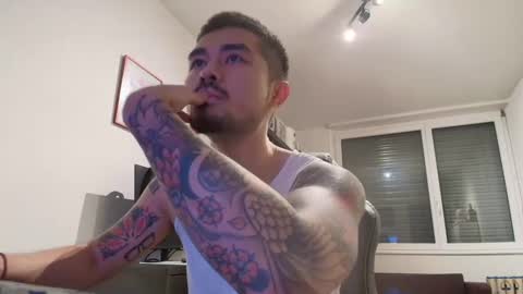 D online show from September 30, 2025, 6:13 pm