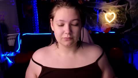 Jenia online show from October 27, 2025, 2:04 am