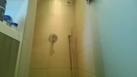 djensenhc online show from April 29, 2026, 5:52 pm