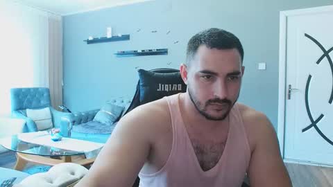 STR8 BOYv online show from November 27, 2025, 11:34 am