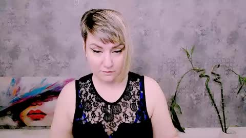 Snapshot of djullia chatting on May 22, 2026, 6:20 am djullia online show from May 22, 2026, 6:20 am