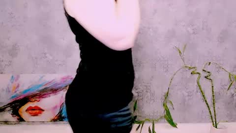 Snapshot of djullia chatting on May 23, 2026, 5:34 am djullia online show from May 23, 2026, 5:34 am