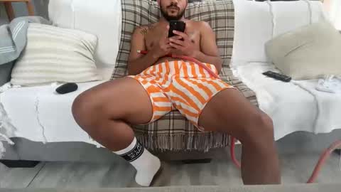 Snapshot of dmitirdarko chatting on October 25, 2025, 9:50 am Dmitri online show from October 25, 2025, 9:50 am