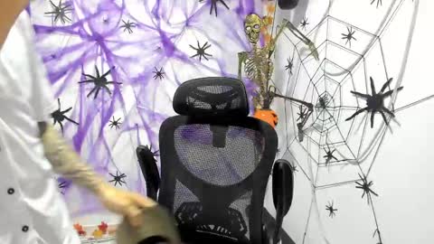 Maybe in pvt online show from October 1, 2025, 10:49 pm