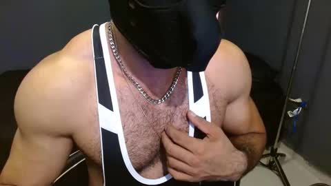 Snapshot of dober_manent chatting on November 24, 2025, 1:05 am dober_manent online show from November 24, 2025, 1:05 am