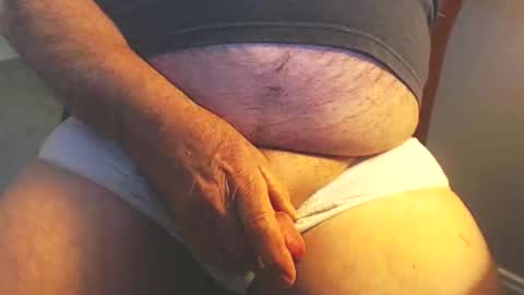 docbob0776 online show from April 14, 2026, 1:50 pm