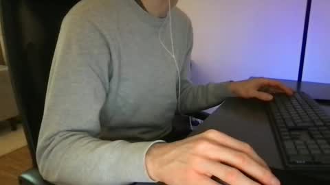 doctor_luv_69 online show from March 26, 2026, 8:09 am