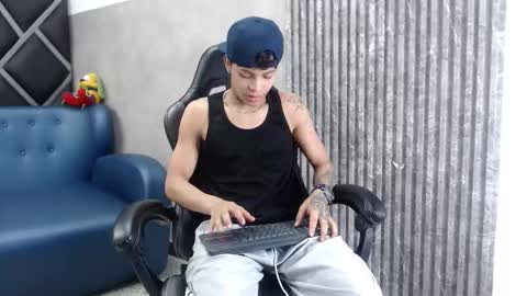 Snapshot of dogan_renz0 chatting on February 3, 2026, 7:30 pm Dogan online show from February 3, 2026, 7:30 pm