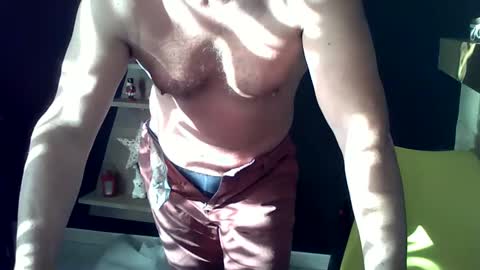 Snapshot of doggydaddi chatting on December 16, 2024, 7:48 am Alex online show from December 16, 2024, 7:48 am