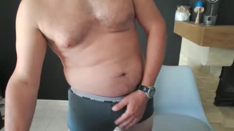 Snapshot of doggydaddi chatting on September 29, 2025, 1:16 pm Alex online show from September 29, 2025, 1:16 pm