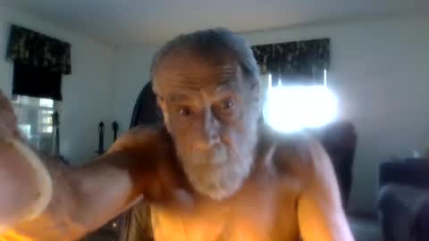 dogluc7 online show from June 11, 2026, 7:12 pm
