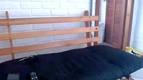 Snapshot of dogtattoo77 chatting on October 17, 2025, 11:46 am dogtattoo77 online show from October 17, 2025, 11:46 am