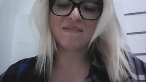 Snapshot of dolce_tempt chatting on January 13, 2026, 8:19 am dolce_tempt online show from January 13, 2026, 8:19 am