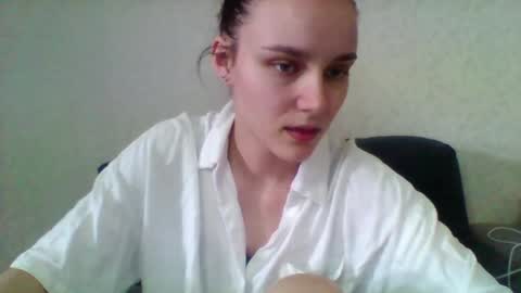 Snapshot of dolcezza_ chatting on April 11, 2026, 9:24 am dolcezza_ online show from April 11, 2026, 9:24 am