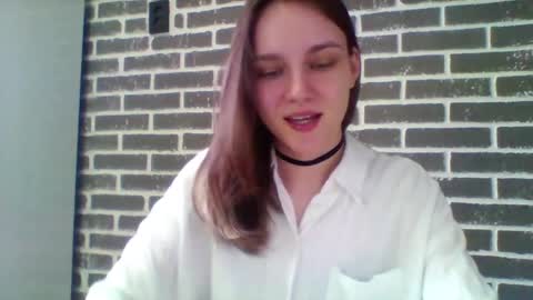 Snapshot of dolcezza_ chatting on April 27, 2026, 10:46 am dolcezza_ online show from April 27, 2026, 10:46 am