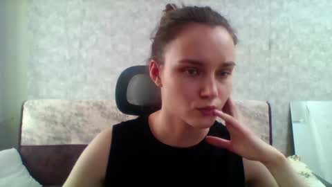 Snapshot of dolcezza_ chatting on May 20, 2026, 10:54 am dolcezza_ online show from May 20, 2026, 10:54 am