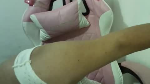 Snapshot of doll78latin chatting on November 24, 2025, 3:34 pm doll78latin online show from November 24, 2025, 3:34 pm