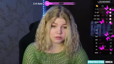 Chloe online show from December 12, 2024, 3:43 am