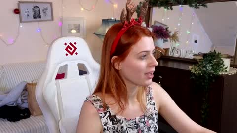 Your doll Lesli online show from December 26, 2024, 6:22 pm