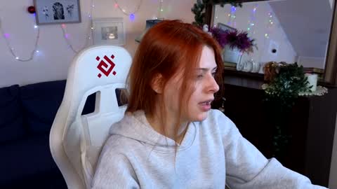 Your doll Lesli online show from January 4, 2025, 3:39 pm