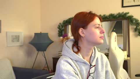 Your doll Lesli online show from January 15, 2025, 2:35 pm