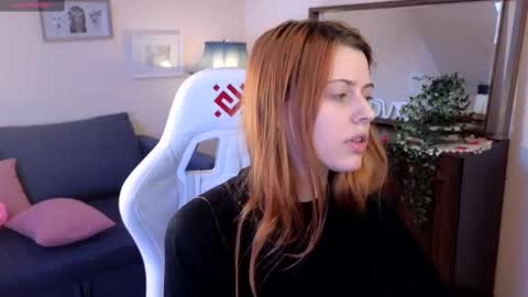 Your doll Lesli online show from March 12, 2025, 2:23 pm