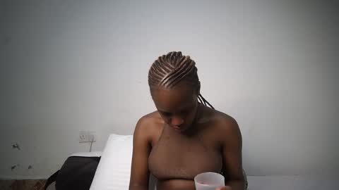 dollberry online show from December 26, 2024, 1:07 am