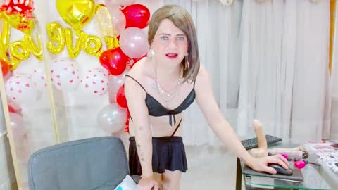 Snapshot of dolldirtyxxx1 chatting on February 15, 2026, 7:54 pm ilona online show from February 15, 2026, 7:54 pm