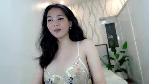 Make me Happy online show from February 16, 2026, 11:12 pm