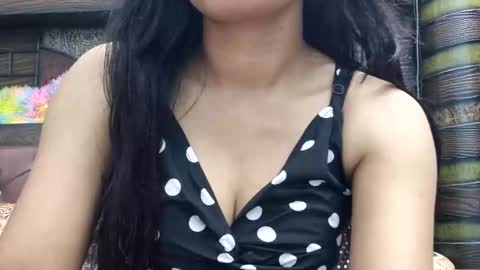 dollmeenu online show from September 11, 2025, 5:29 am