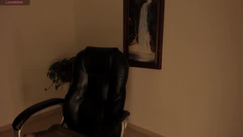 You can call me Pretty  online show from November 21, 2025, 2:21 am