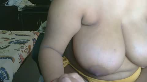 dolly_2 online show from March 12, 2026, 4:18 am