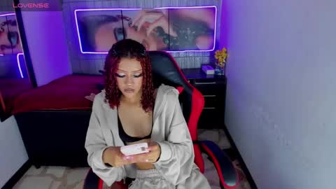 dolly_boob online show from January 15, 2026, 4:39 am