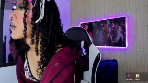 dolly_boob online show from February 4, 2026, 5:02 am