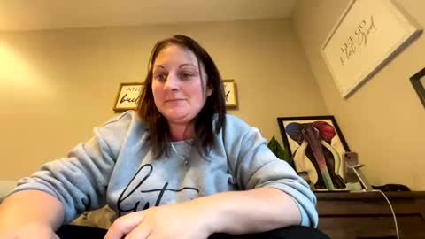 Snapshot of dollydimplez chatting on March 3, 2025, 11:56 pm Dolly online show from March 3, 2025, 11:56 pm