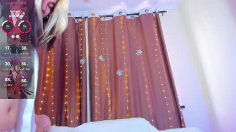 Snapshot of dollyiaa chatting on December 20, 2024, 4:31 am Dollya online show from December 20, 2024, 4:31 am