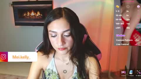 dollykelly_ online show from March 25, 2026, 1:44 am