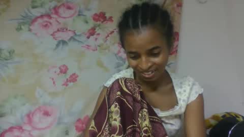 doloresslu online show from April 12, 2026, 3:17 pm