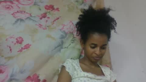 doloresslu online show from April 15, 2026, 4:25 pm