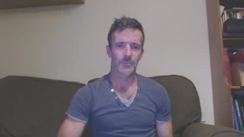 Dombol online show from October 16, 2025, 6:31 pm